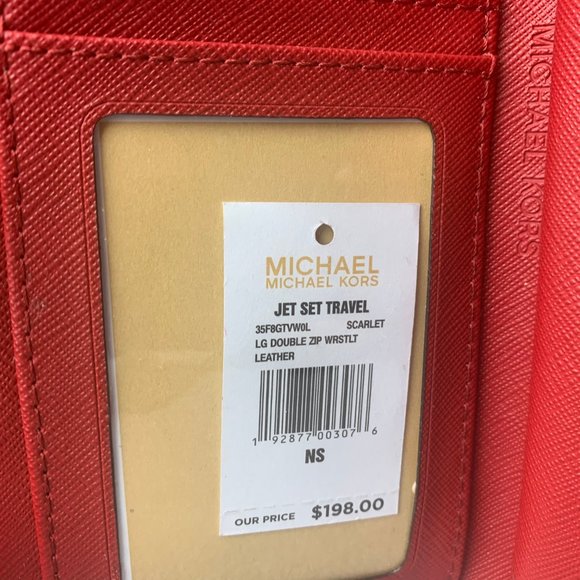 MICHAEL KORS LG DOUBLE ZIP WRISTLET - Picture 6 of 6